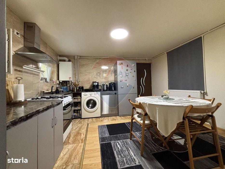 Cișmigiu – Știrbei Vodă | 3 camere, 72 mp, curte comună, pod înalt