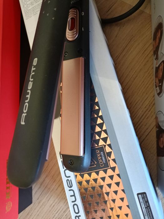 Преса за коса изправяне