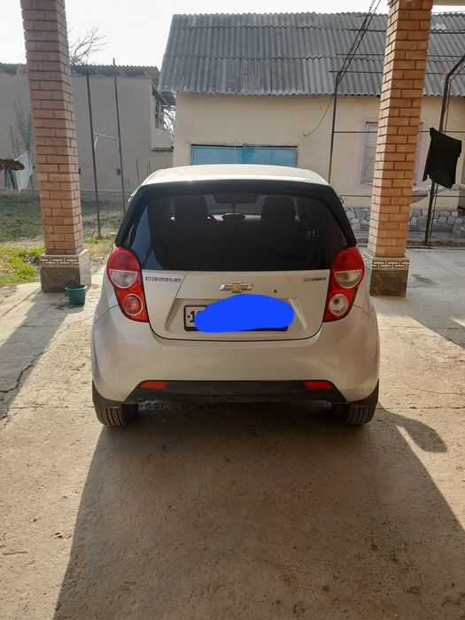 Спарк 2013  sotiladi