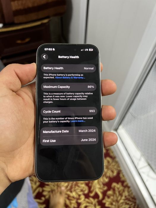 Iphone 15 pro  natural titanium