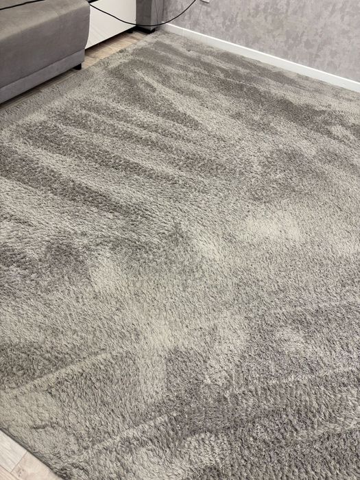 Продается ковер в хоршем состоянии