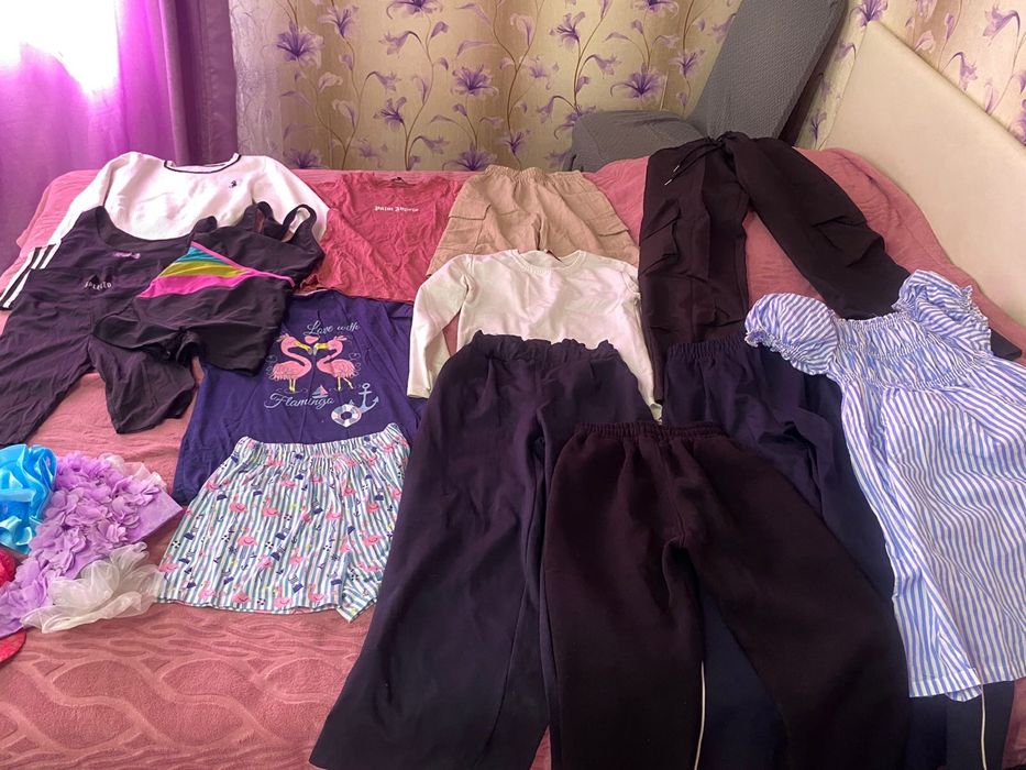 продам пакет вещей для девочки