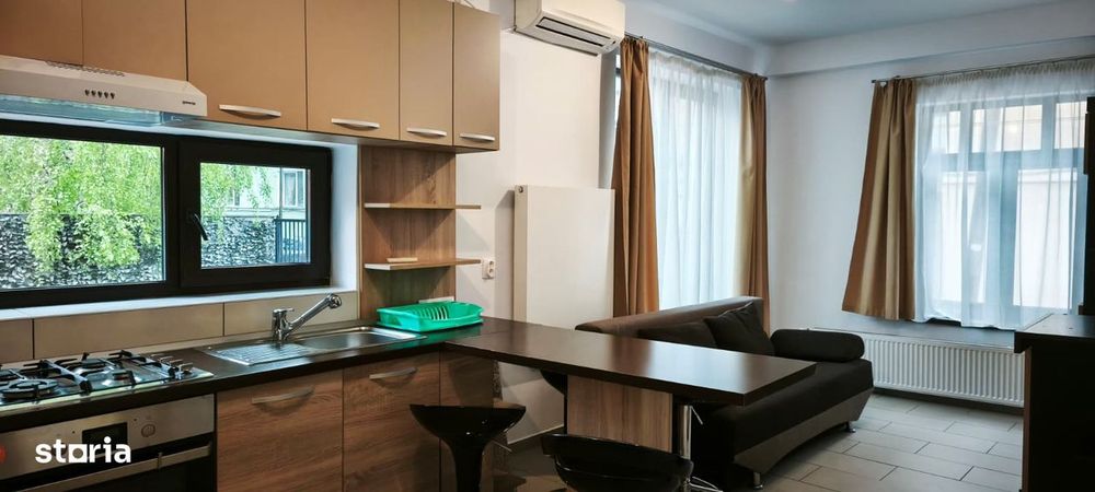 Ap. 2 camere, semicentral, bloc nou, parcare privata