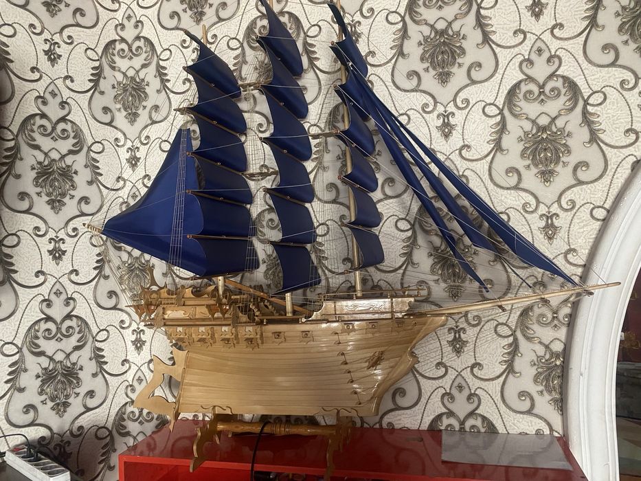 Большой корабль ручная работа