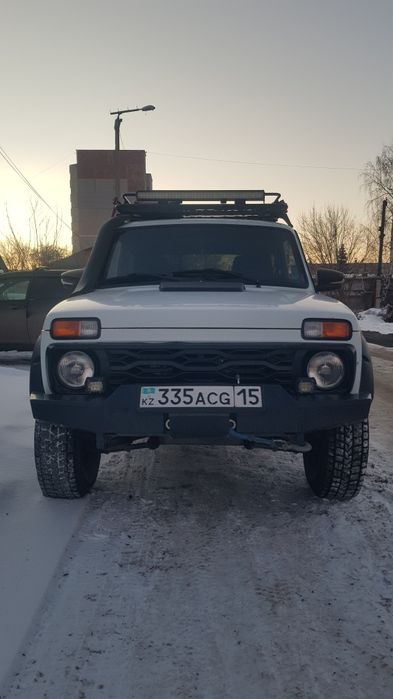 Продам ниву 21214