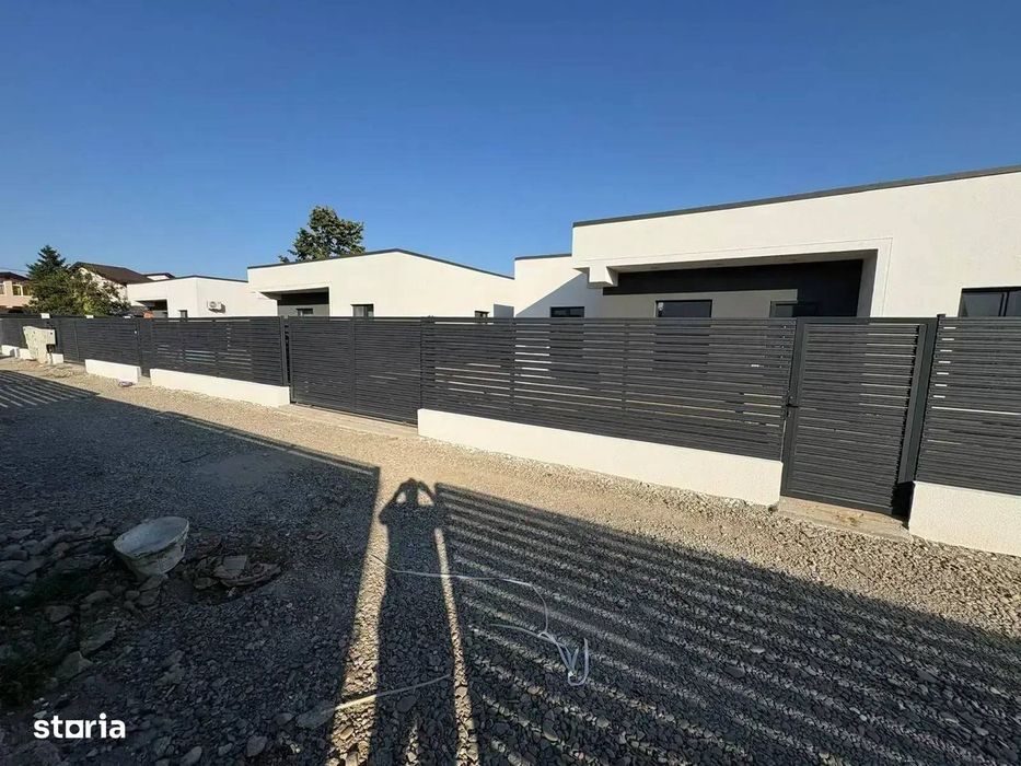 Casa De Vanzare 3 Camere |Afumati Deal Canalizare|Incalzire Pardoseala