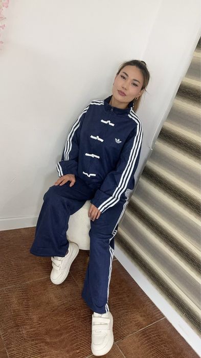 Продам женские одежды