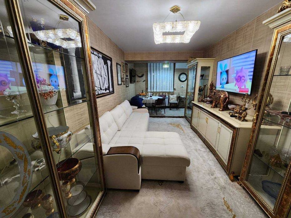 ПРОДАЕТСЯ 4-3/2/4 90м2 Ц-5 Юнусабадский