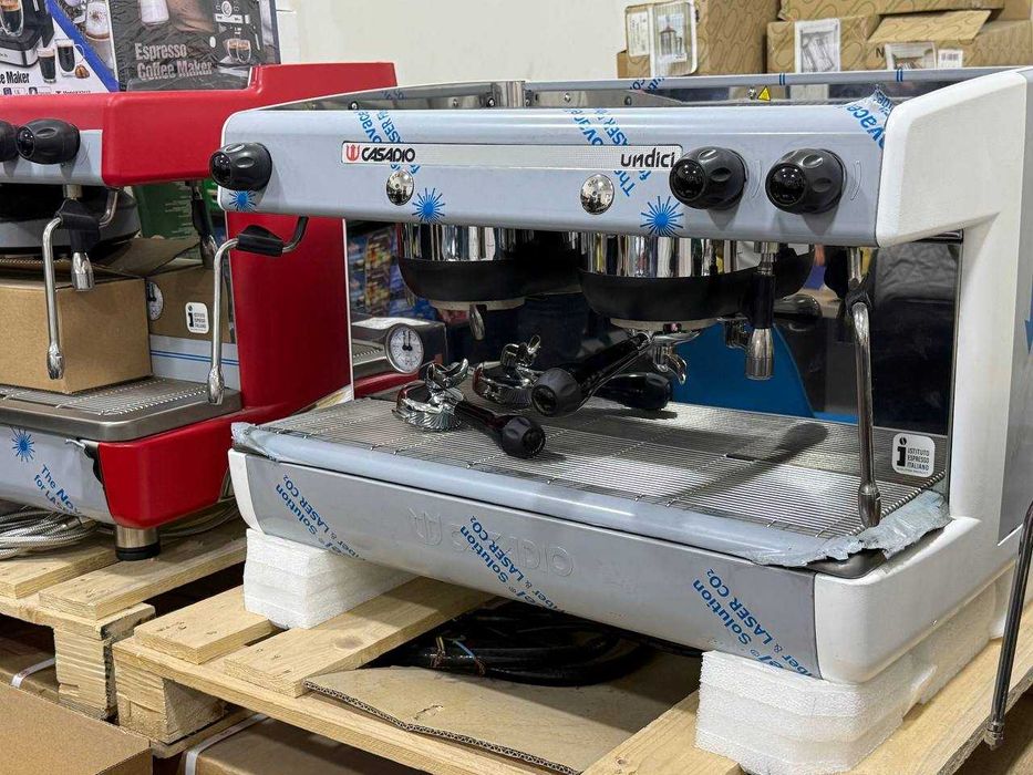 Профессиональная кофемашина Casadio s2