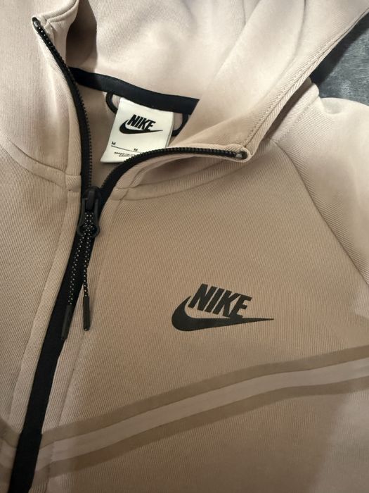 Дамско горнище Nike Tech Fleec