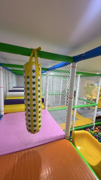 Продам детскую игровую площадку