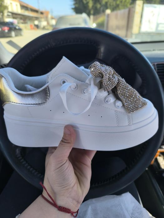 Прекрасни маратонки