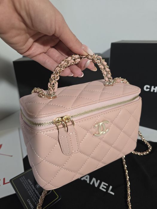 Налична чанта Chanel Vanity Case Pink