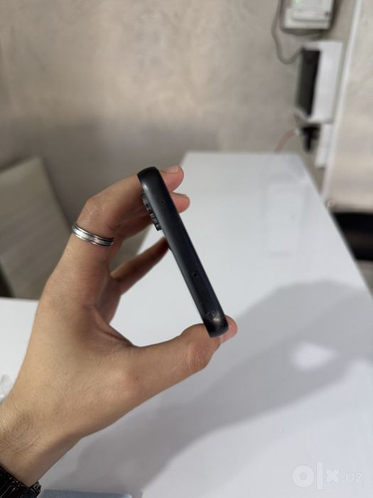 Galaxy A 54 bor yangi holatda 2ta 128vs256