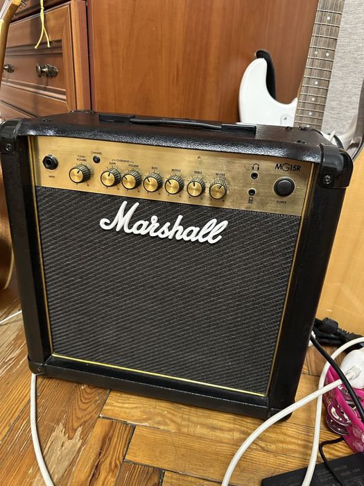 Комбоусилитель Marshall MG15R