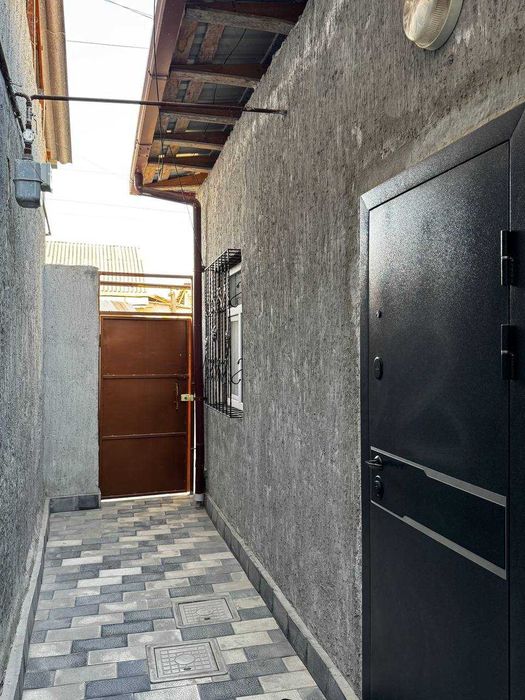 2 комн. коттедж. Махалля М Ашрафи 50м2 Ремонт. Ул. Хотирчи. С мебелью