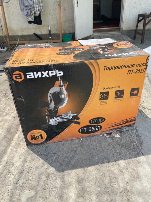 пила торцовочная  вихрь пт-255