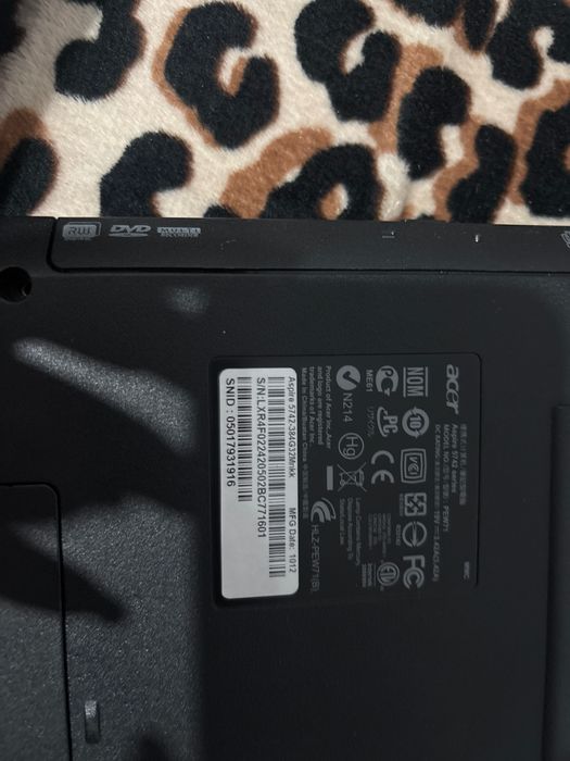 laptopuri pentru piese sau pentru uz personal