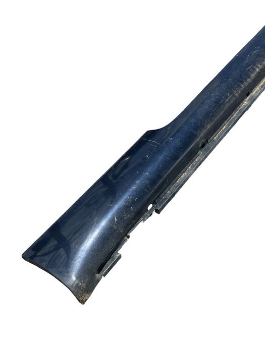 Prag Dreapta Audi A4 B6 Carbio 2002 - 2009