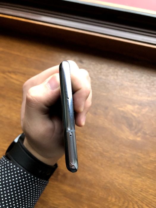 Samsung S10 5g 256GB Ideal sotladi