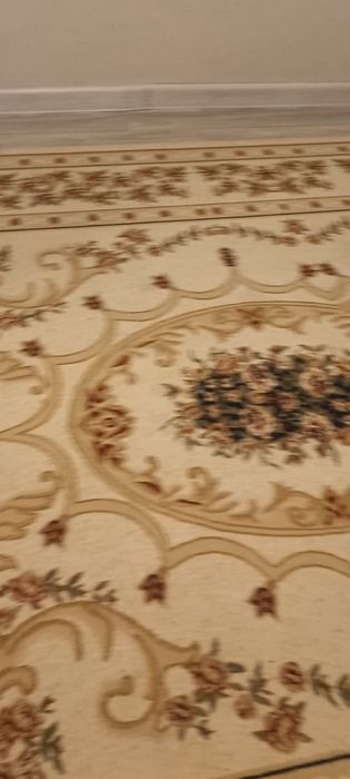 продается палас за 12.000