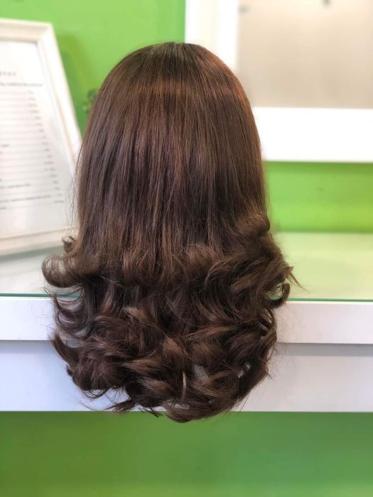 ПЕРУКЕР-ФРИЗЬОР Изработвам Перуки 100% човешка коса (Перука)