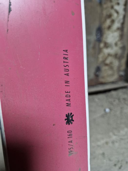 Лыжи новые горные