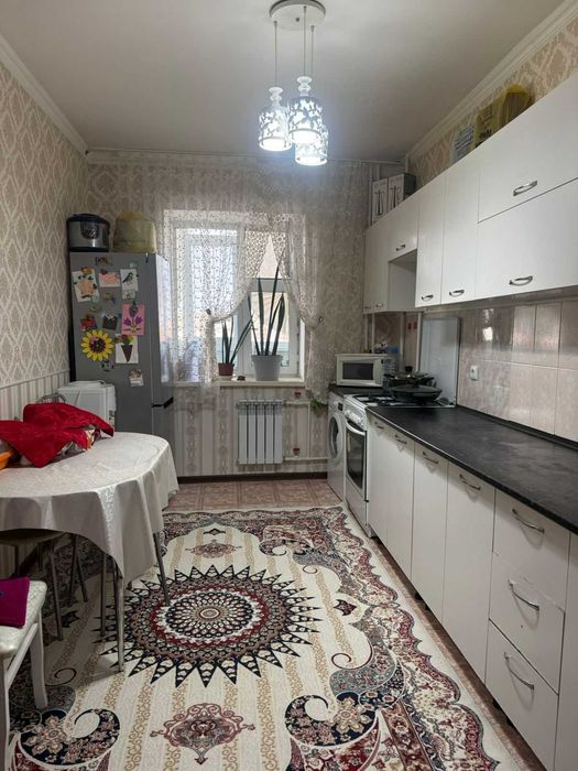 Продам 2х комн кв Батыс