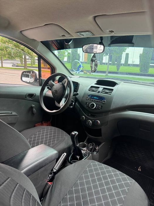 Chevrolet Spark 2011 — 4