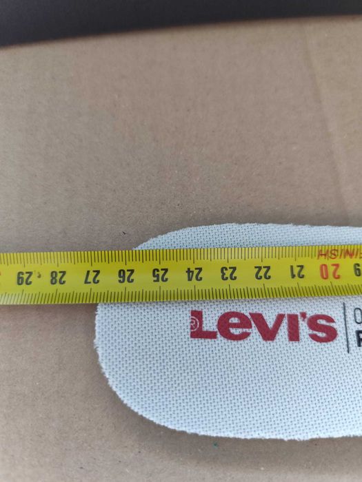 Levis Lavic marime 41
