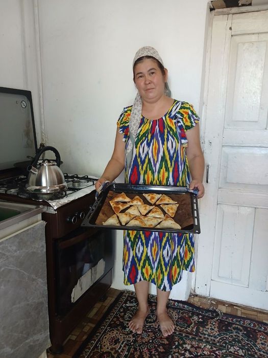 Сомса пирожки и разные товары