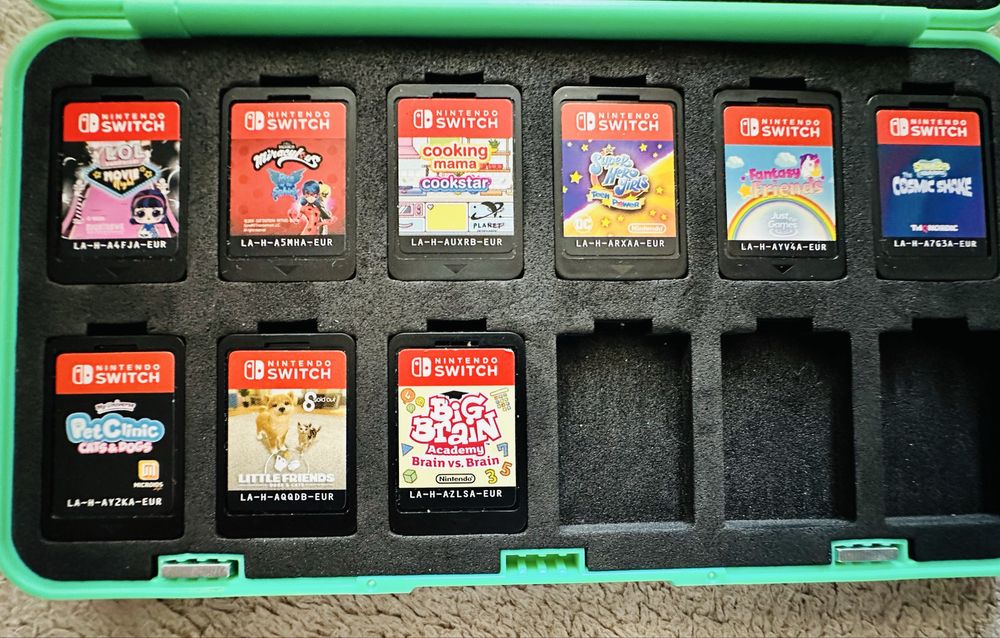 Nintendo Switch Hac-001 пълен комплект