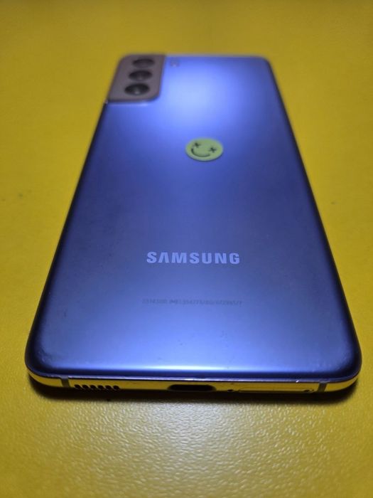 Samsung s21.  5G 256gb  Argnal