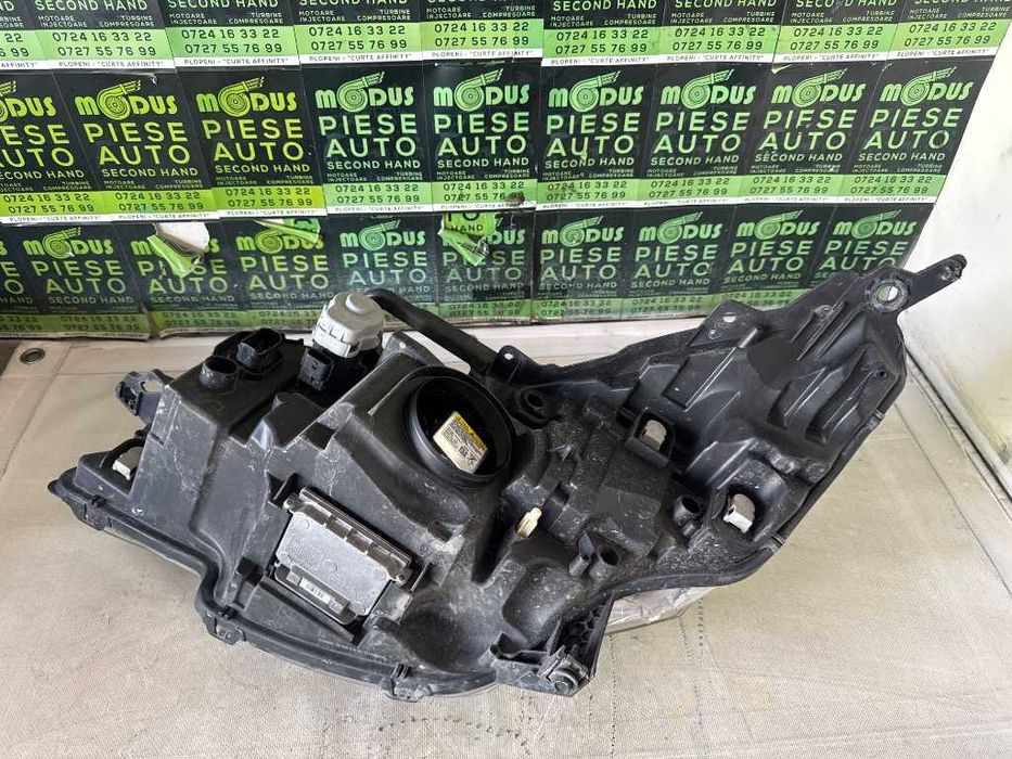 Far dreapta Peugeot 508 2010-2014 far xenon si led cod 9687580580