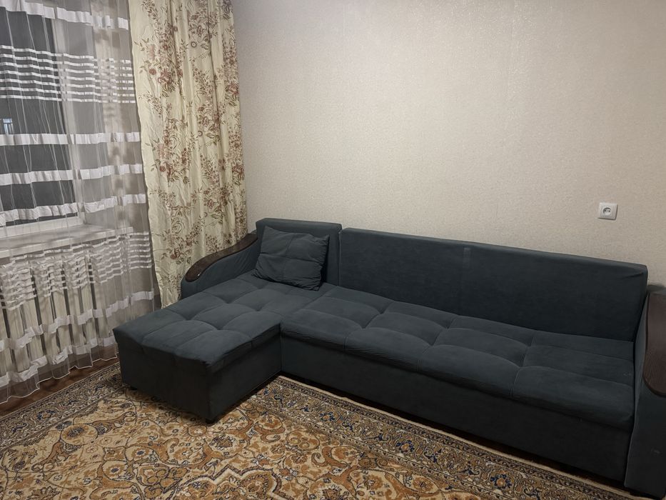 подселениеге 1/2 кыз керек