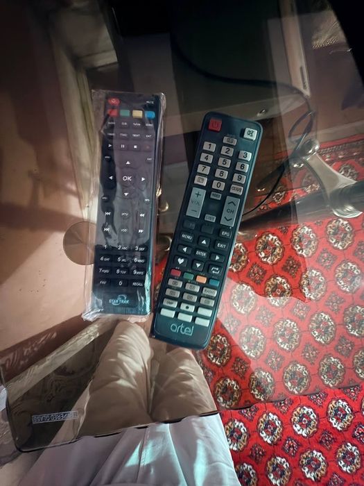 Телевизор artel.
