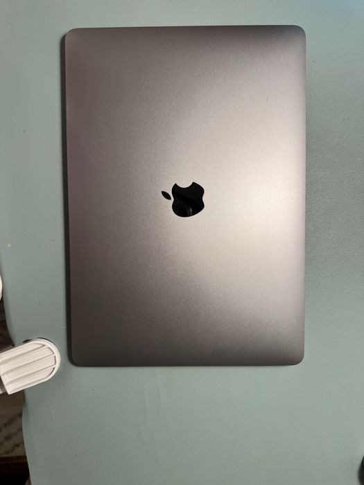 Macbook Pro 13 (2018)