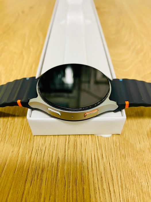 КАТО НОВ !!! Samsung Galaxy Watch 7 L310 44 mm, GPS, Silver