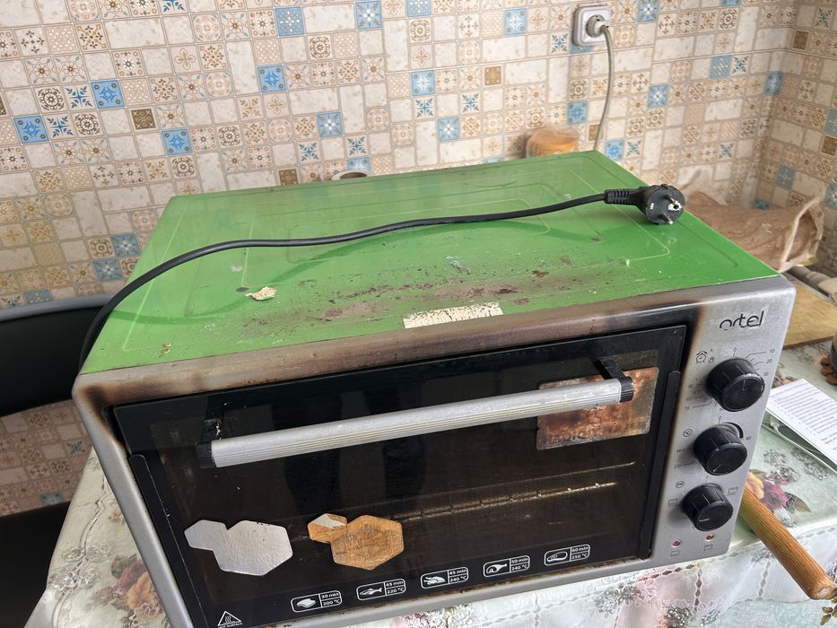 Продам духовку в рабочем состояний