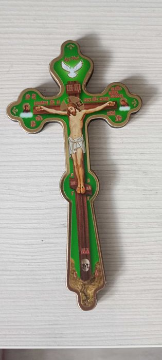 Cruce decorativă religioasă Lungime 14 cm latime 7 cm