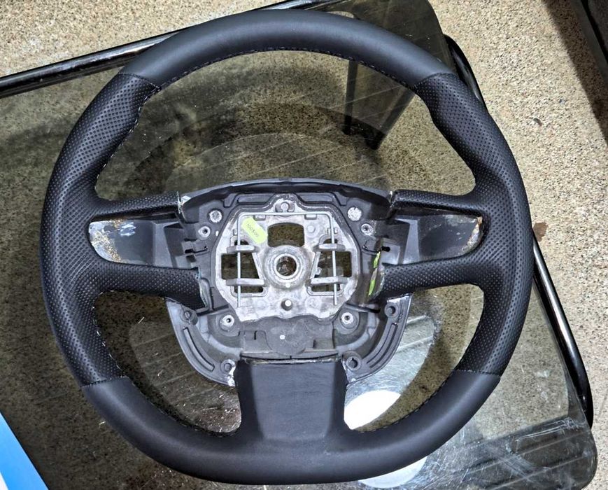 Волан Peugeot 508 GT (2011-2018) кожен оригинален