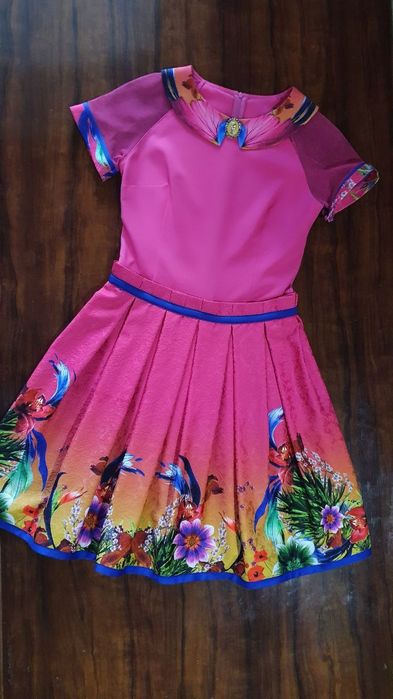 Летнее платье цвета фуксия