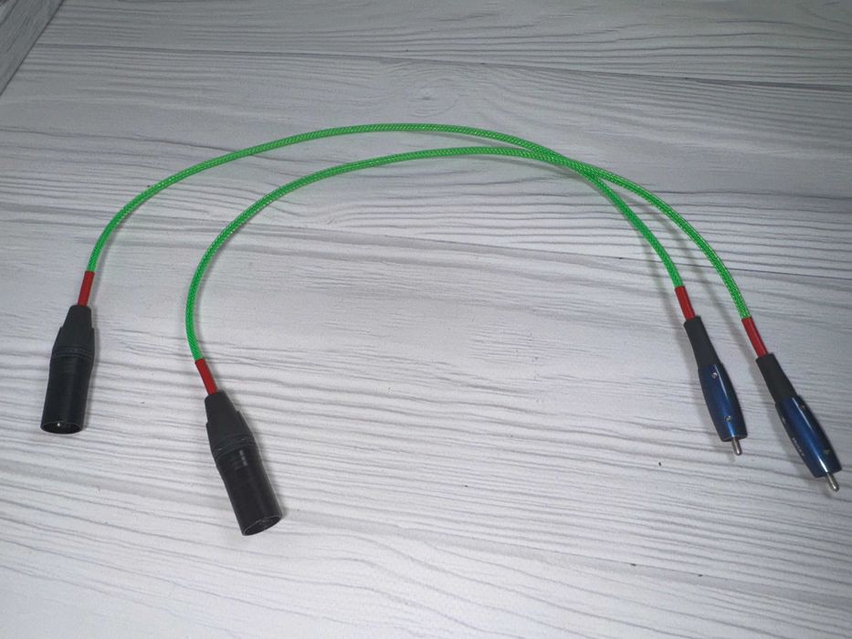 Cablu pentru subwoofer AudioQuest Husky | Interconectare Balansată RCA la XLR