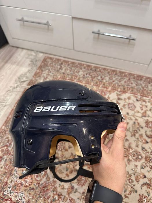 Хоккейная форма.