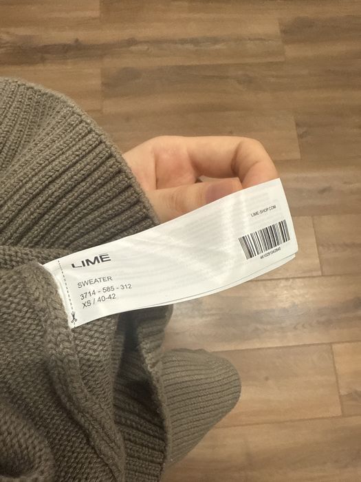 оливковый свитер lime