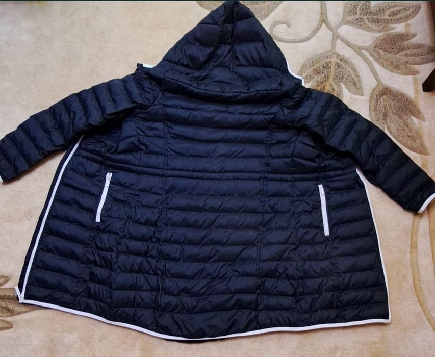 Adidas geaca  dama marimea 38