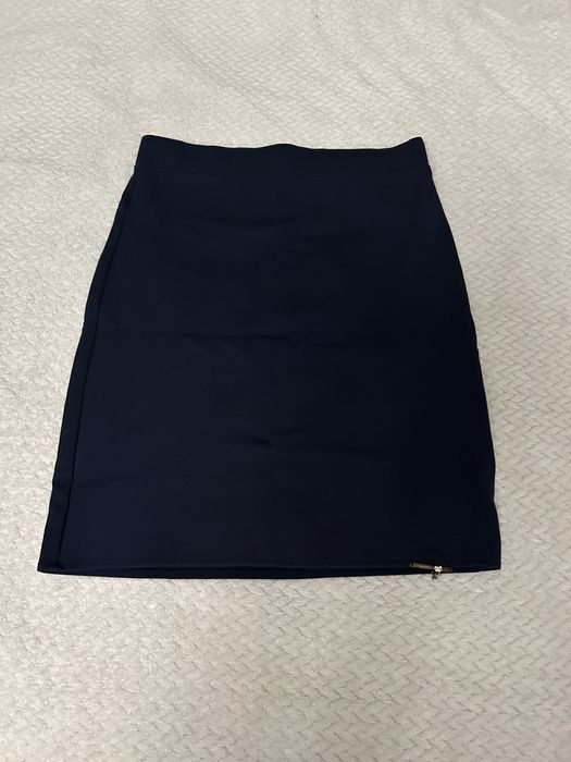 продам всю школьную форму за 5000.