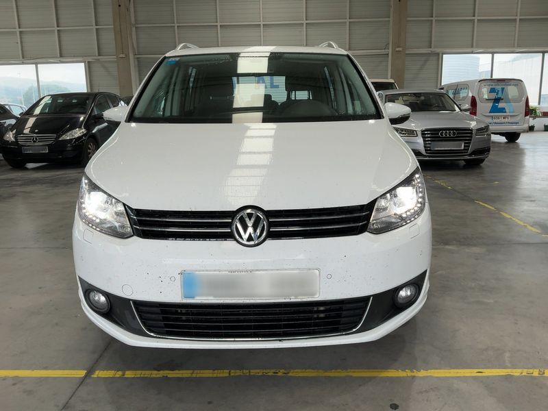 Volkswagen Touran 2.0 TDI Advance 2014