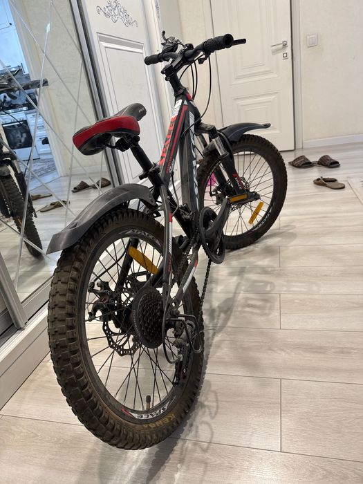 Велосипед.  почти новый. Детский.