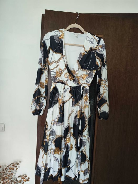 Официална дамска рокля